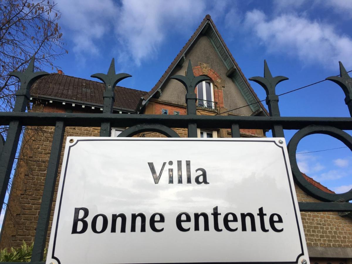 Villa Bonne Entente Donchery Exterior photo